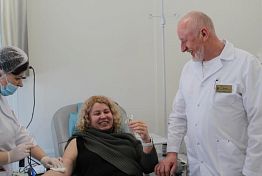 В Пензенском областном Центре крови прошла акция «Леди-донор» В Пензенском областном Центре крови прошла акция «Леди-донор»