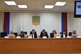 Виктор Кувайцев обещал помочь обманутым дольщикам Виктор Кувайцев обещал помочь обманутым дольщикам