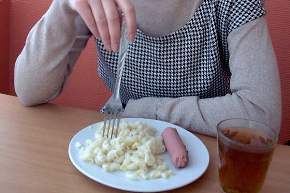 Еще 8 школ Пензы перешли на безналичную оплату питания