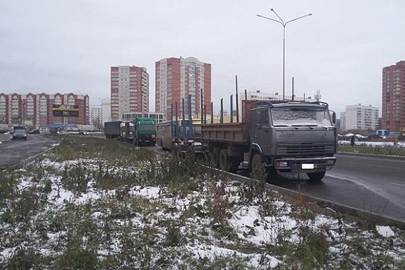 Пензенцев призывают не оставлять автомобили на обочинах