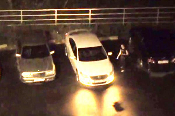 Пензенец снял на видео «нападение» экс-девушки на его авто