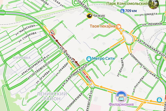 «Знаешь ли ты»: пензенские водители превратили пробку на 8 Марта в караоке