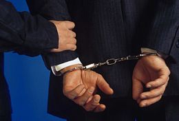 В Пензенской области полицейские задержали адвоката мужчины, изнасиловавшего несовершеннолетнюю В Пензенской области полицейские задержали адвоката мужчины, изнасиловавшего несовершеннолетнюю