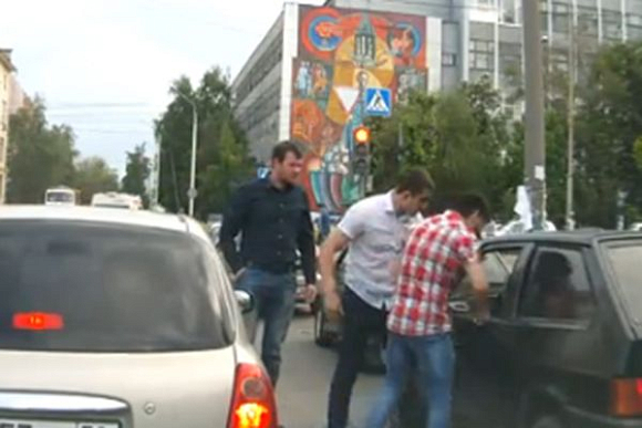 В Пензе избитый на ул. Гоголя водитель отказался писать заявление на обидчиков