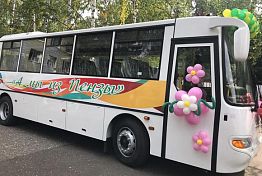 В Пензе губернскому лицею подарили автобус