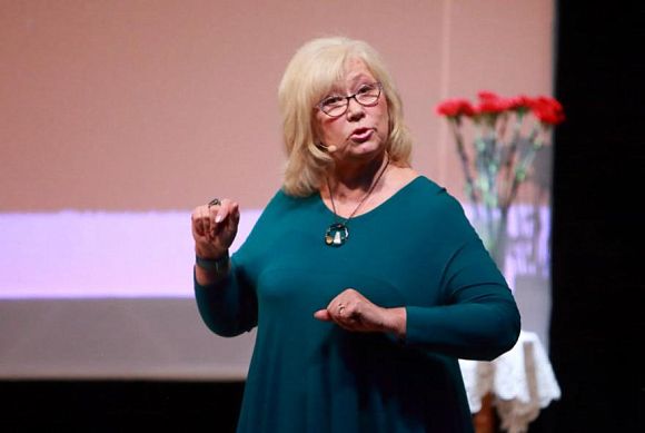 Ирина Шимбаревич оживила в Заречном судьбы артистов-фронтовиков