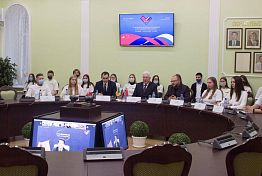 В ПГУ стартовал российско-китайский молодежный форум «Волга-Янцзы» В ПГУ стартовал российско-китайский молодежный форум «Волга-Янцзы»