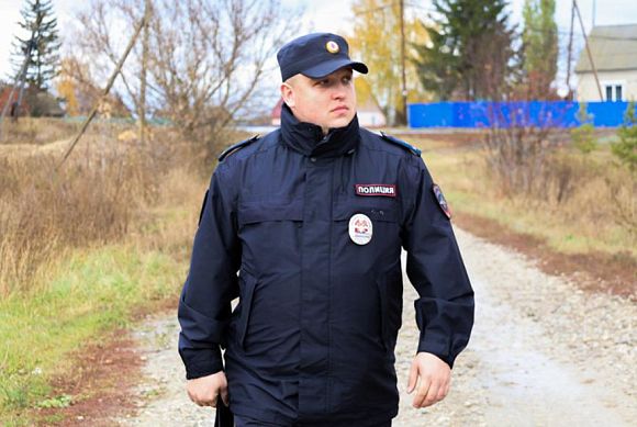 В Пензенской области победителем конкурса «Народный участковый» стал Максим Греднев