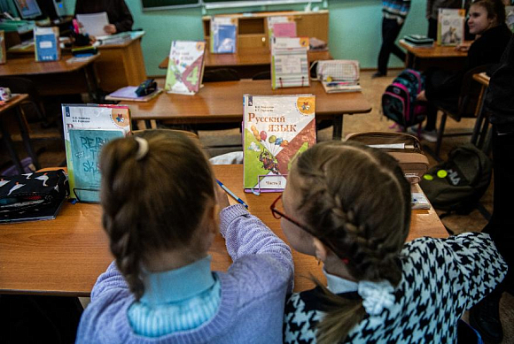 Пензенцам рассказали, можно ли забирать школьников домой во время сирены