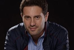 Антон Макарский встретил свое 50-летие в родной Пензе