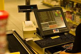 Сотрудники алкомаркета отказались возмещать недостачу в 283 тыс. рублей Сотрудники алкомаркета отказались возмещать недостачу в 283 тыс. рублей