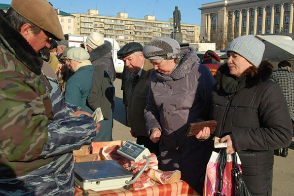 В Пензе определен новогодний режим работы ярмарки на площади Ленина