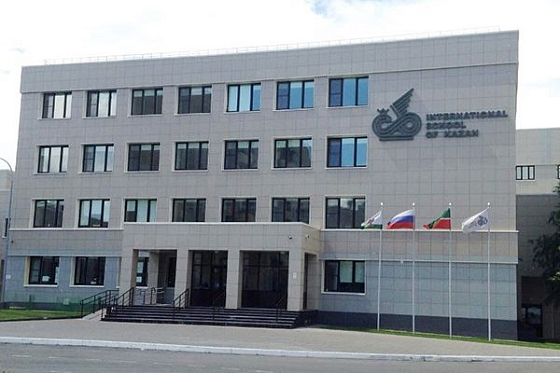 Кувайцев посетил Международную школу в Казани