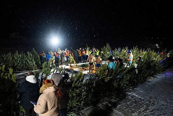 Пензенцы на Крещение купались в Спутнике