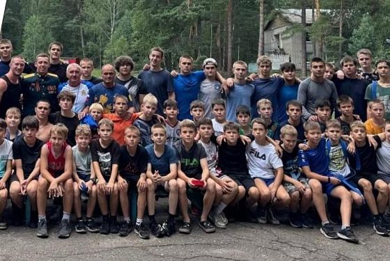 Ветеран СВО встретился с юными пензенскими самбистами