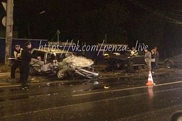 В Пензе в ДТП на ул. Баумана погиб водитель Mazda Demio