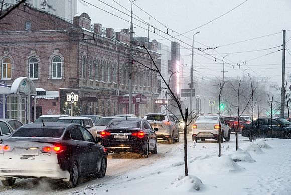 Пензенских водителей предупредили о снегопаде и гололеде