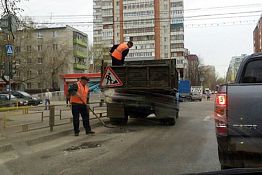 И. Белозерцев – А. Гришаеву: «После вашего ямочного ремонта к осени дороги Пензы опять провалятся» И. Белозерцев – А. Гришаеву: «После вашего ямочного ремонта к осени дороги Пензы опять провалятся»