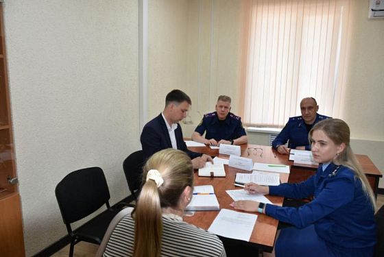 В Наровчате руководители СК и прокуратуры провели прием граждан В Наровчате руководители СК и прокуратуры провели прием граждан