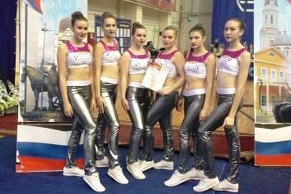 Каменские спортсменки вышли в финал всероссийских соревнований по фитнес-аэробике
