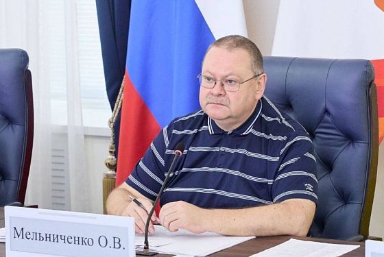 Олег Мельниченко поручил активизировать работу по профориентации молодежи