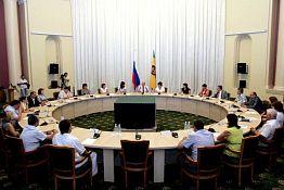 Губернатор Пензенской области наградил лучших работников бюджетной сферы за 1 полугодие 2014 года Губернатор Пензенской области наградил лучших работников бюджетной сферы за 1 полугодие 2014 года