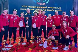 Пензенцы в составе сборной ПФО по самбо завоевали золото турнира «Победа» Пензенцы в составе сборной ПФО по самбо завоевали золото турнира «Победа»