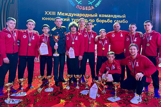 Пензенцы в составе сборной ПФО по самбо завоевали золото турнира «Победа» Пензенцы в составе сборной ПФО по самбо завоевали золото турнира «Победа»