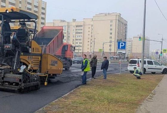 Дорожные работы на улице Новоселов завершат к 15 ноября 2025