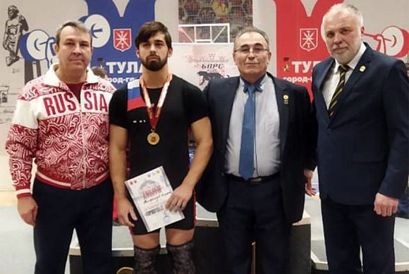 Николай Нехорошев добился права участия в Кубке России||Фото sport.pnzreg.ru Тяжелоатлет из Пензы стал лучшим на «Серебряном грифе»