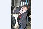 Валентина Беспалова с коровой Муркой, Фото автора