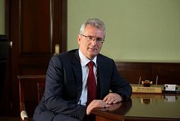 Белозерцев: Этот светлый праздник несет людям свет веры, надежды и любви Белозерцев: Этот светлый праздник несет людям свет веры, надежды и любви