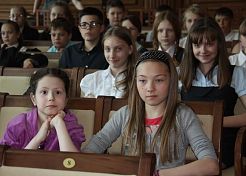 В Пензе 29 школьников стали победителями конкурса эскизов поздравительных открыток к 9 мая В Пензе 29 школьников стали победителями конкурса эскизов поздравительных открыток к 9 мая