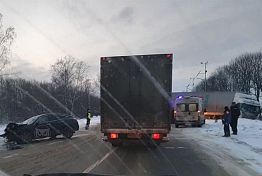 На М-5 перекрыли движение из-за ДТП в Городищенском районе
