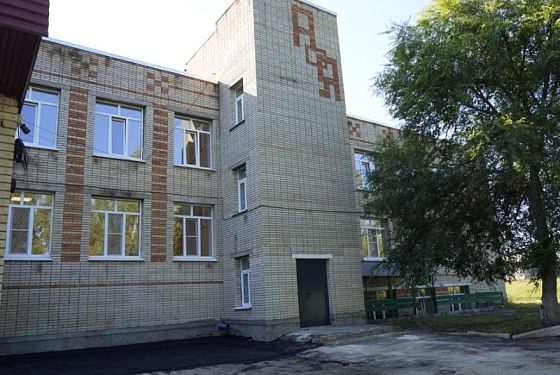 В селе Явлейка завершают капремонт школы
