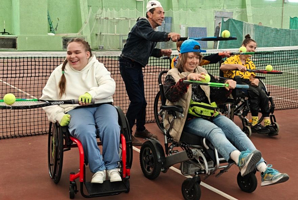 В Пензе открылась секция тенниса для людей с инвалидностью