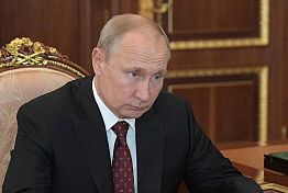 Путин поздравил Меркель с 65-летием
