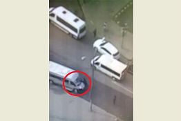 В Москве маршрутчик из Пензы «покатал» сотрудника ППС на капоте