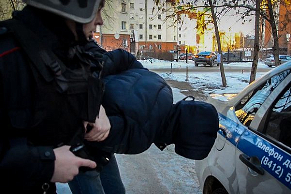 В Пензе на ул. Глазунова задержали подозреваемого в грабеже