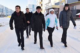 В. Кувайцев поручил подрядчикам проветривать квартиры в Заре В. Кувайцев поручил подрядчикам проветривать квартиры в Заре