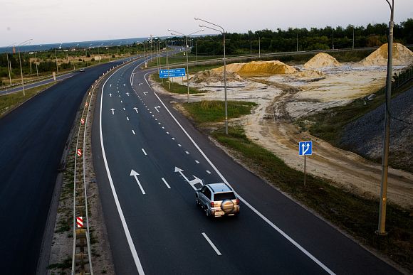 В Башмаковском районе ВАЗ съехал в кювет и опрокинулся