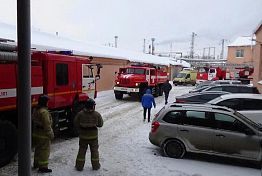 Возгорание на территории «Элетеха» ликвидировали 18 пожарных