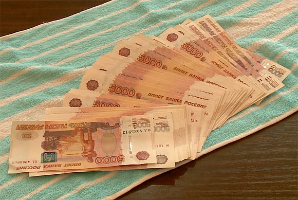 Полиция задержала девушку, помогавшую мошеннику обманывать пенсионерок