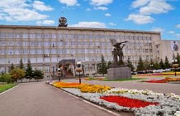 В случае ухода Романа Чернова с поста мэра, его обязанности будет исполнять один из заместителей