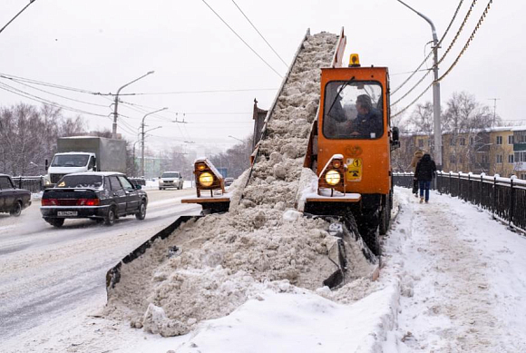 За сутки на дороги Пензенской области высыпали 3500 тонн противогололедных материалов