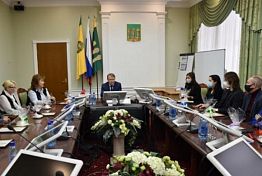 Александр Басенко встретился с руководителями пензенских СМИ Александр Басенко встретился с руководителями пензенских СМИ