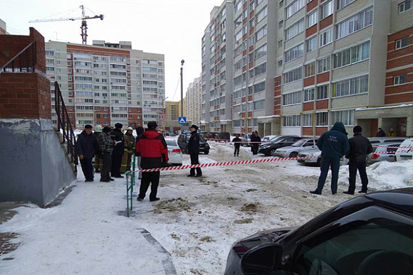 В Пензе в микрорайоне Арбеково прогремел взрыв, госпитализирована девушка