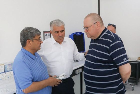 Олег Мельниченко посетил ведущие предприятия в Бухаре