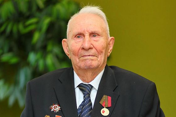 Пензенский ветеран рассказал о наказании на фронте, работе в буфете и женитьбе в день знакомства