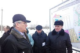 И. Белозерцев: «Детсад в «Заре» нужно начинать строить в этом году» И. Белозерцев: «Детсад в «Заре» нужно начинать строить в этом году»